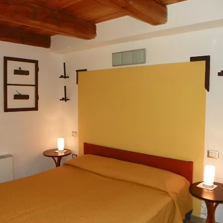 Casa A Vela * Marmora